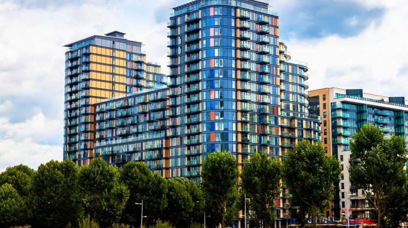 1 Bedroom Flat To Rent in Millharbour, Canary Wharf, E14 