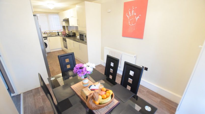4 Bedroom Mid Terraced House To Rent in Tiptree Crescent, Barkingside, IG5 