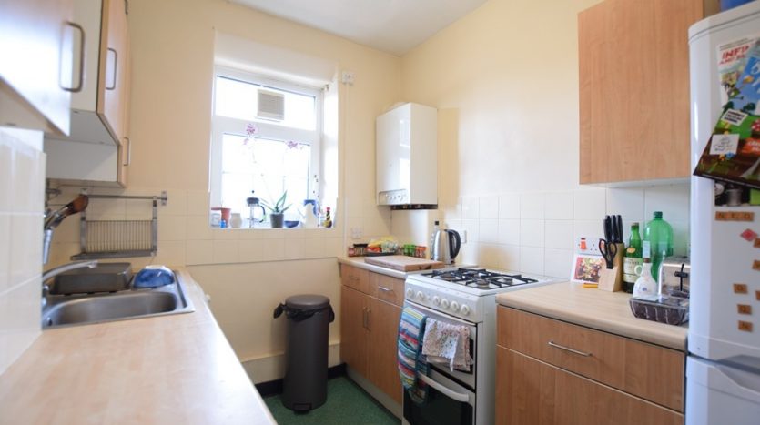 2 Bedroom Flat To Rent in Teale Street, Hackney, E2 9