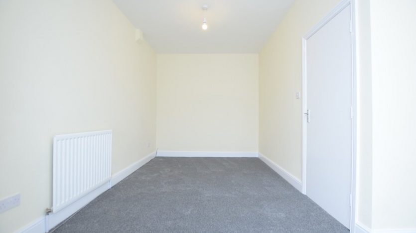 1 Bedroom Ground Floor Flat To Rent in Belgrave Road, Ilford, IG1 