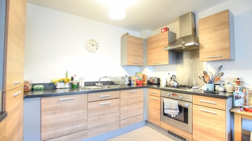 2 Bedroom Apartment To Rent in Tarves Way, Greenwich, SE10