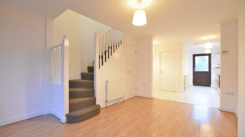 2 Bedroom End Terraced House To Rent in Talisman Close, Goodmayes, IG3 