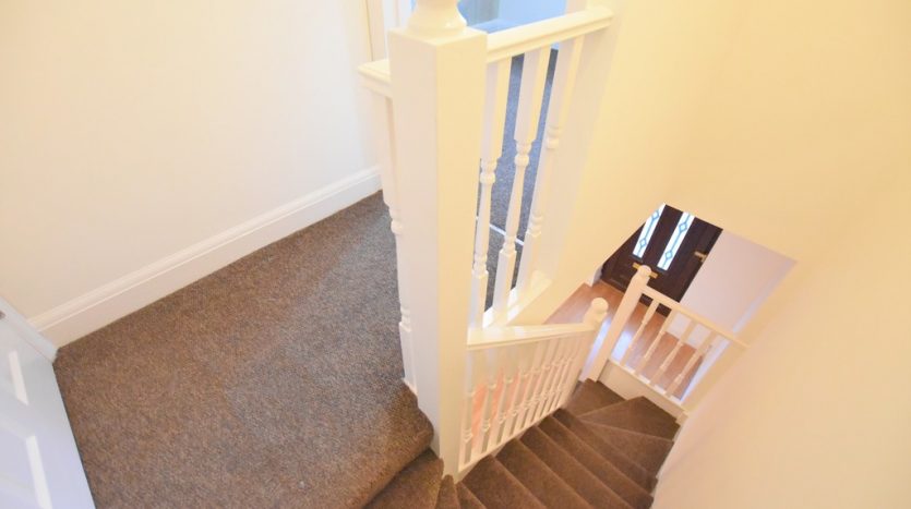 2 Bedroom End Terraced House To Rent in Talisman Close, Goodmayes, IG3 