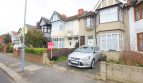 2 Bedroom Flat For Sale in Vaughan Gardens, Ilford, IG1 