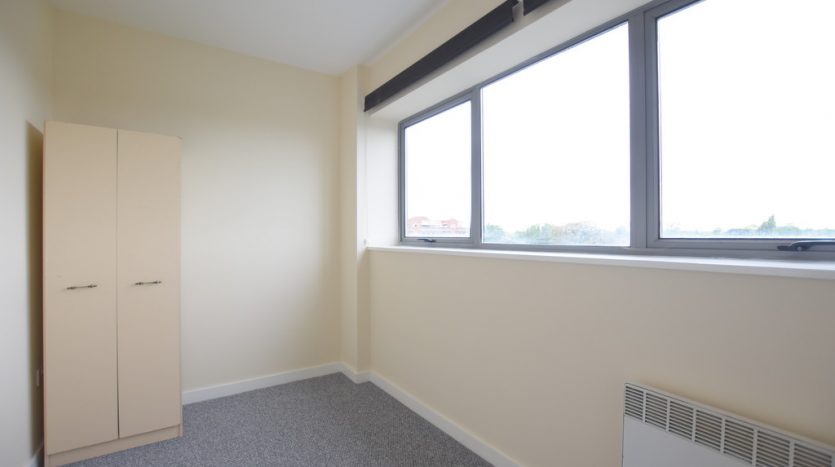 2 Bedroom Apartment For Sale in Ley Street, Ilford, IG1 