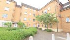 2 Bedroom Apartment To Rent in Royal Crescent, Newbury Park, IG2 