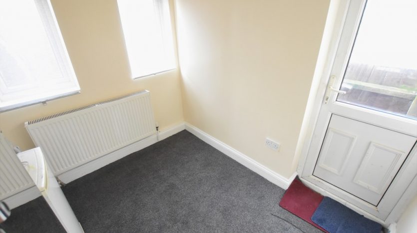 2 Bedroom Mid Terraced House For Sale in Perrymans Farm Road, Ilford, IG2 