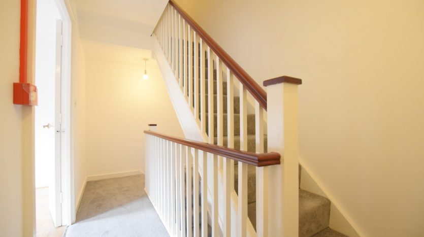6 Bedroom Mid Terraced House For Sale in Cyclops Mews, London, E14 
