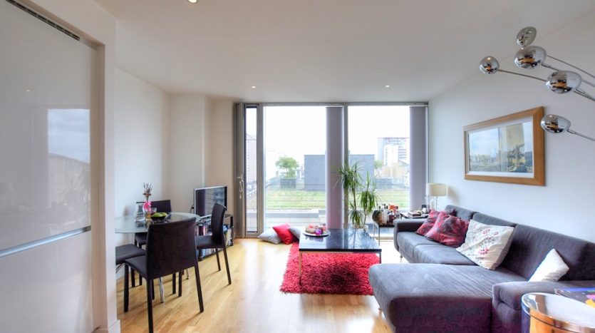 1 Bedroom  For Sale in Flat 909, London, E14 