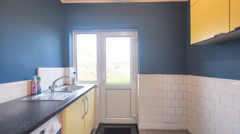 4 Bedroom Semi-Detached House To Rent in Cecil Avenue, Hornchurch, RM11