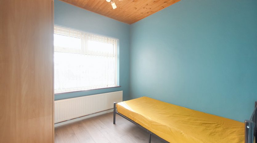 4 Bedroom Semi-Detached House To Rent in Cecil Avenue, Hornchurch, RM11