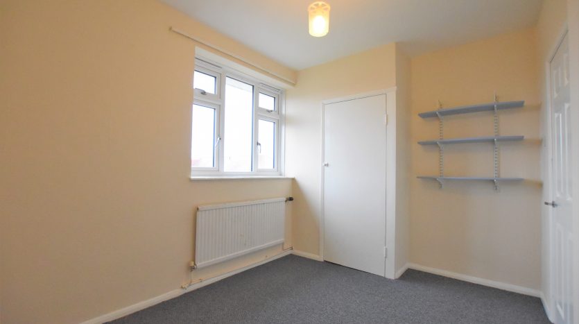 2 Bedroom  For Sale in Carlton Court Craven Gardens, Ilford, IG6 