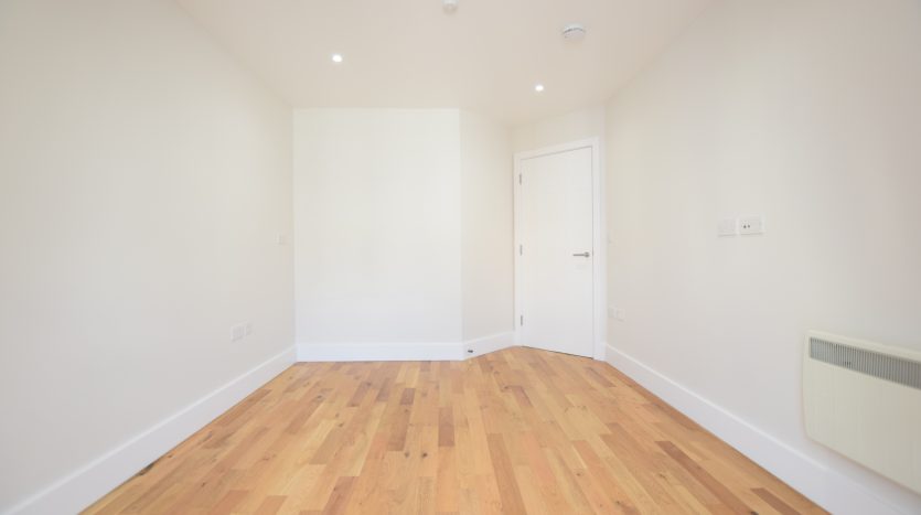 2 Bedroom  To Rent in Flat 6, Ilford, IG1 
