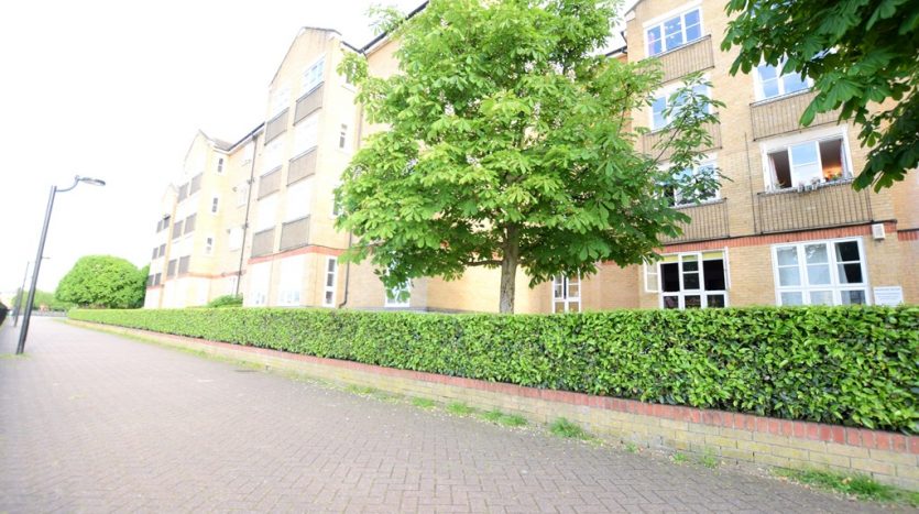 2 Bedroom  To Rent in Wheat Sheaf Close, London, E14 