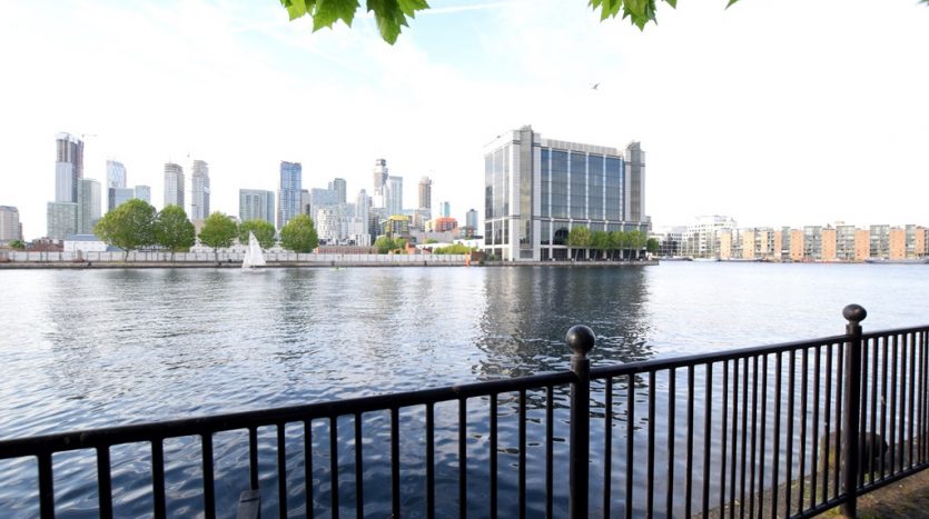 2 Bedroom  To Rent in Wheat Sheaf Close, London, E14 