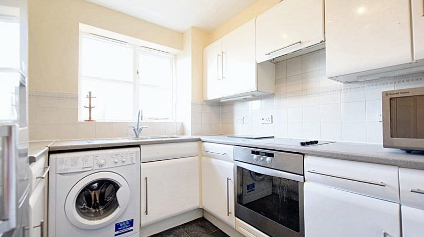 2 Bedroom  To Rent in Wheat Sheaf Close, London, E14 