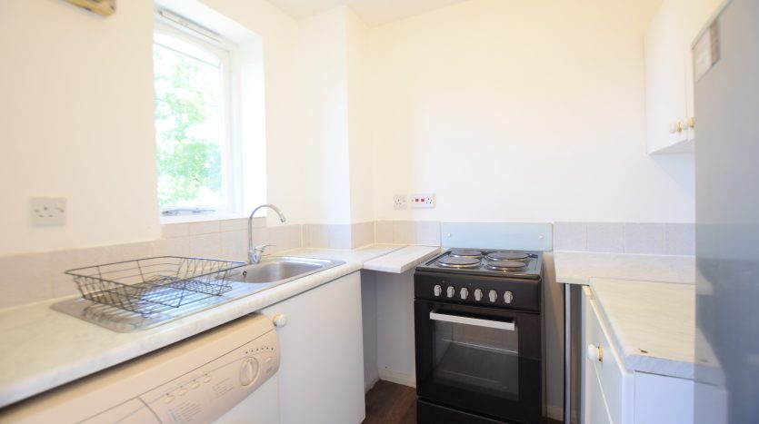 1 Bedroom  To Rent in Greenslade Road, Barking, IG11