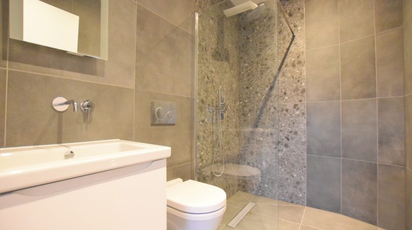 2 Bedroom Flat To Rent in Impact House 181-185 High Road, Chigwell, IG7 