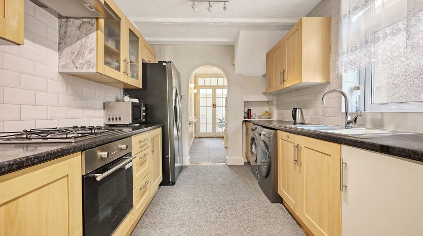 3 Bedroom Semi-Detached House For Sale in (Sales), 88 Highwood Gardens, Ilford, IG5 
