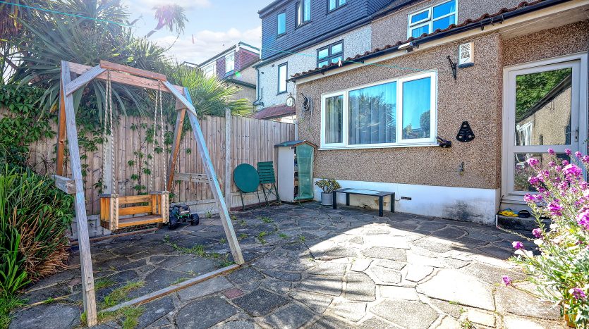 3 Bedroom Semi-Detached House For Sale in (Sales), 88 Highwood Gardens, Ilford, IG5 