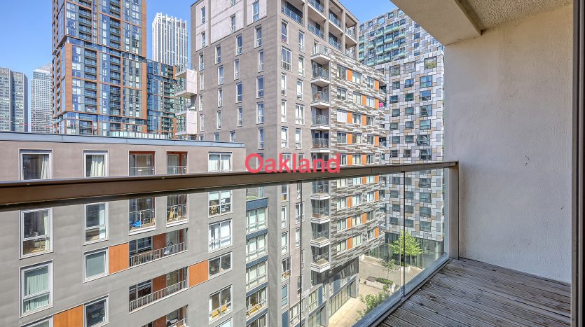 1 Bedroom  For Sale in Flat 715, London, E14 