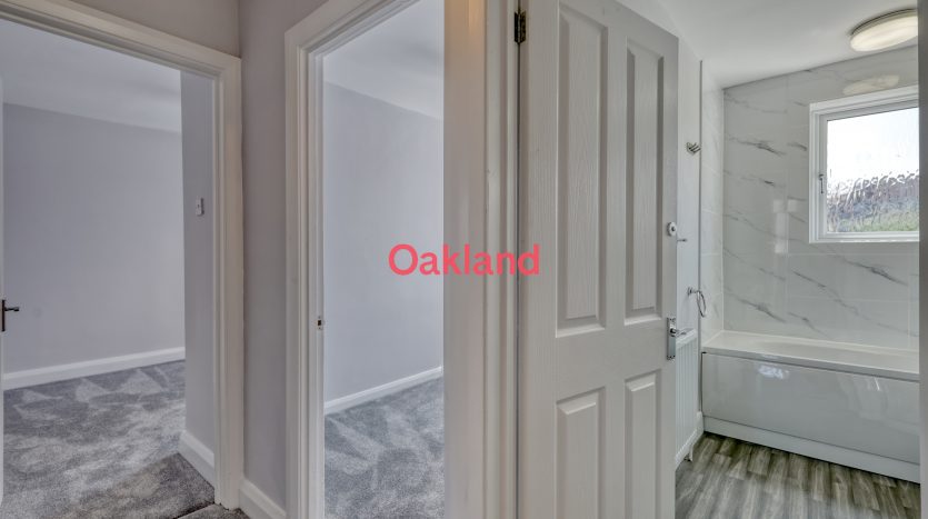 3 Bedroom Mid Terraced House To Rent in Crown Road, Ilford, IG6 