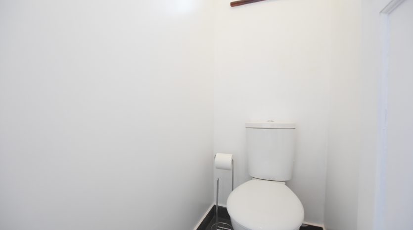 3 Bedroom End of Terrace House To Rent in Fallaize Avenue, Ilford, IG1 