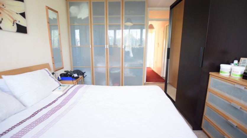 3 Bedroom House To Rent in Tiptree Crescent, Ilford, IG5 