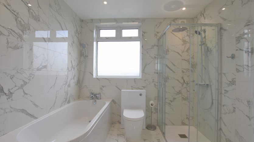 3 Bedroom Semi-Detached House For Sale in Vista Drive, Ilford, IG4 