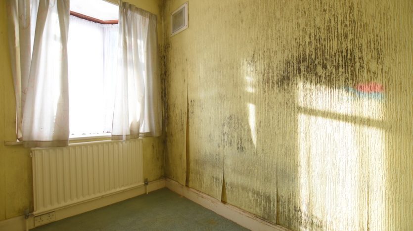 3 Bedroom  For Sale in Ashurst Drive, Barkingside, IG6 