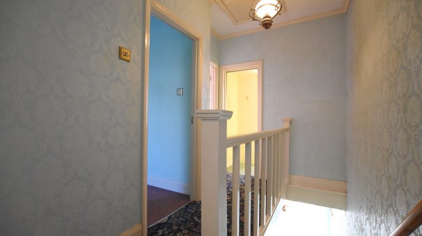 3 Bedroom  For Sale in Ashurst Drive, Barkingside, IG6 
