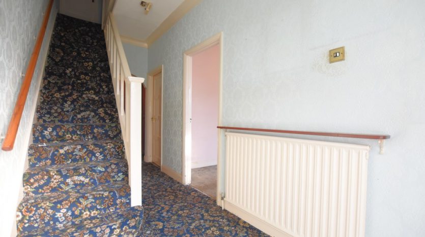 3 Bedroom  For Sale in Ashurst Drive, Barkingside, IG6 