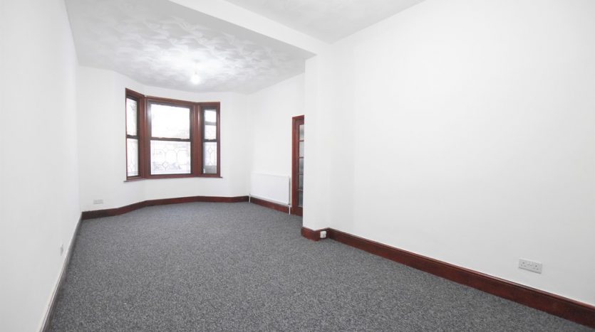 3 Bedroom  To Rent in Shakespeare Crescent, Manor Park, E12 