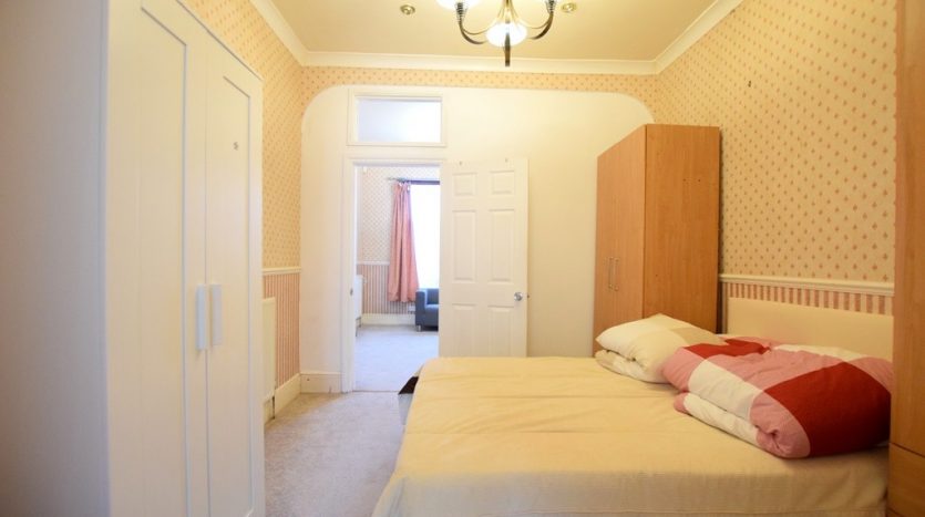 1 Bedroom  To Rent in Ashgrove Road, Ilford, IG3 