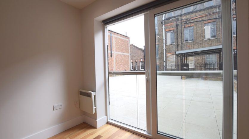 2 Bedroom  To Rent in Postway Mews, Ilford, IG1 