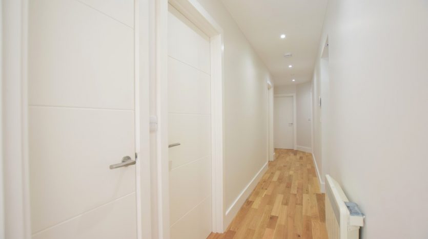 2 Bedroom  To Rent in Postway Mews, Ilford, IG1 