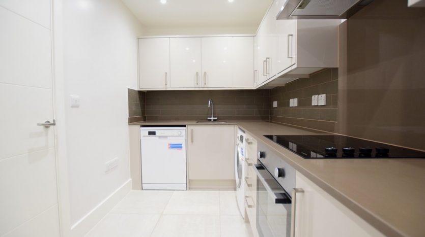 2 Bedroom  To Rent in Postway Mews, Ilford, IG1 