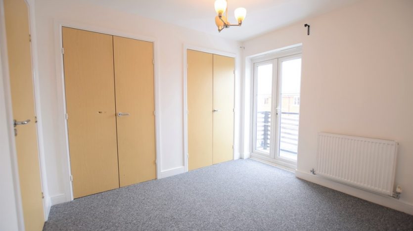 2 Bedroom Flat To Rent in Flat 18, Ilford, IG6 
