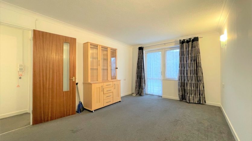 1 Bedroom  To Rent in Beehive Lane, Ilford, IG4 