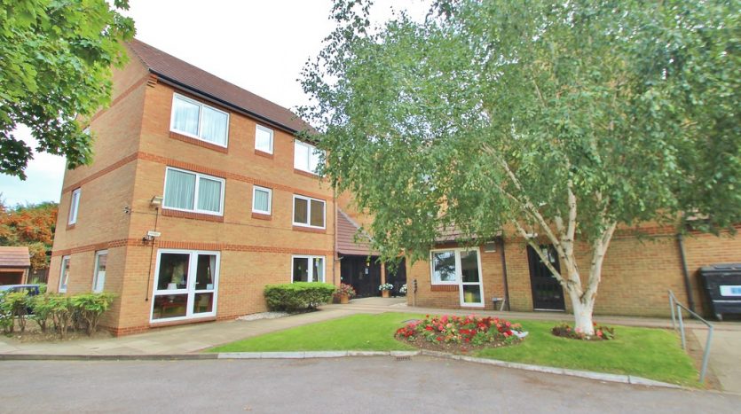 1 Bedroom  To Rent in Beehive Lane, Ilford, IG4 