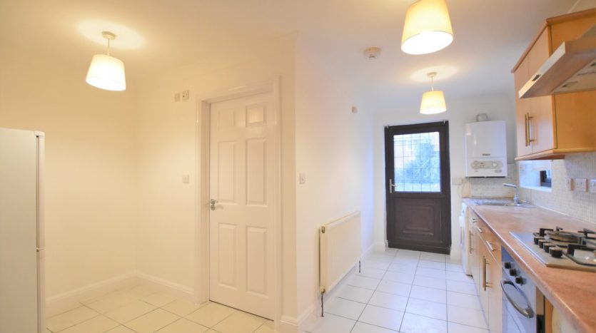 2 Bedroom  To Rent in Talisman Close, Goodmayes, IG3 