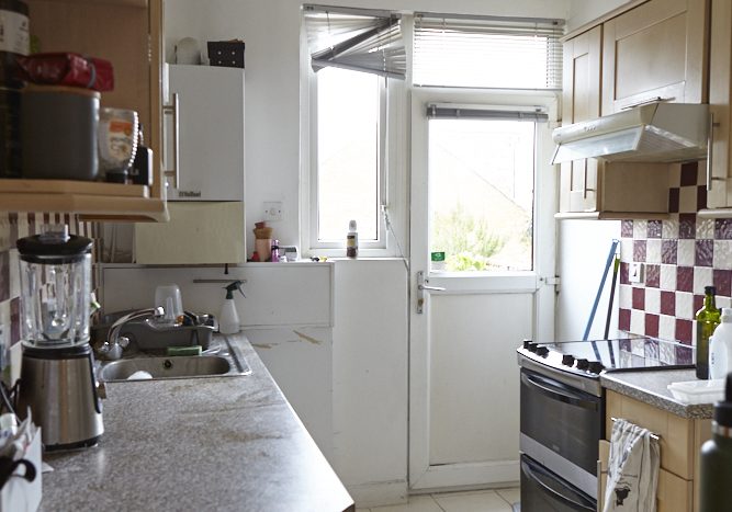 2 Bedroom Flat To Rent in 8a Cecil Avenue, Barking, IG11