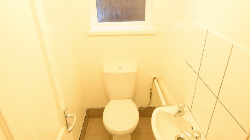 4 Bedroom House To Rent in Balfour Road, Ilford, IG1 