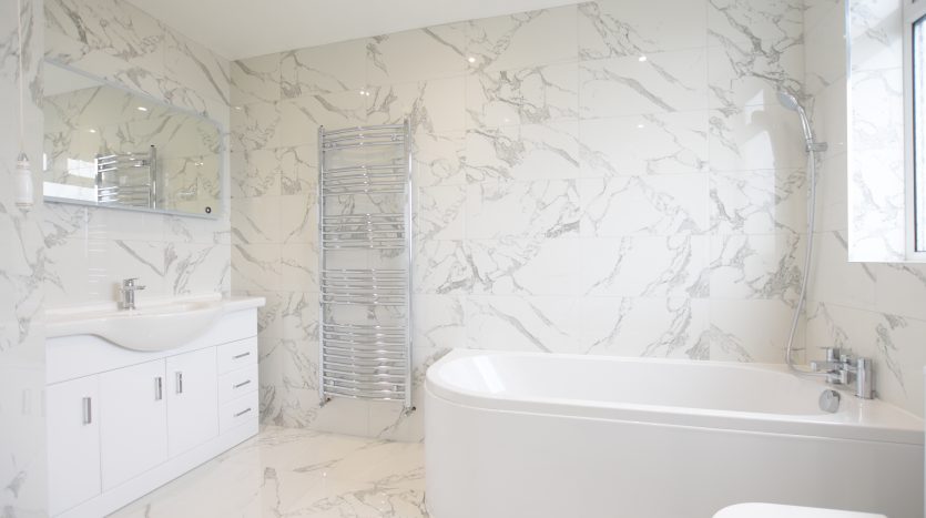 3 Bedroom Semi-Detached House For Sale in Vista Drive, Ilford, IG4 