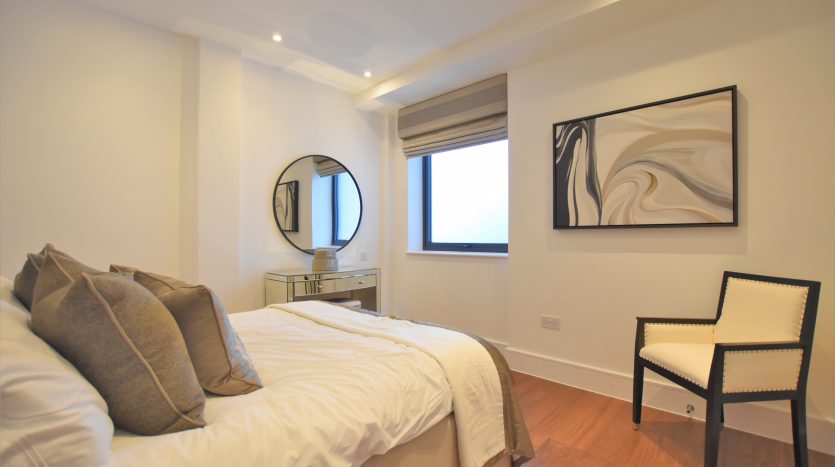 2 Bedroom  To Rent in Impact House 181-185 High Road, Chigwell, IG7 