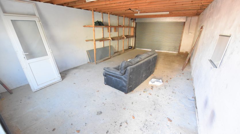 4 Bedroom Terraced House To Rent in Westernville Gardens, Ilford, IG2 
