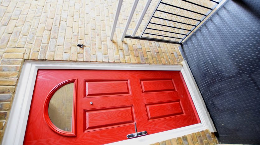 2 Bedroom  To Rent in Flat 4, Ilford, IG1 