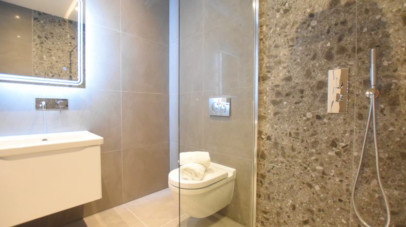 2 Bedroom  To Rent in Impact House 181-185 High Road, Chigwell, IG7 