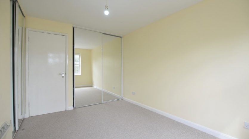 2 Bedroom  To Rent in Lavender Place, Ilford, IG1 