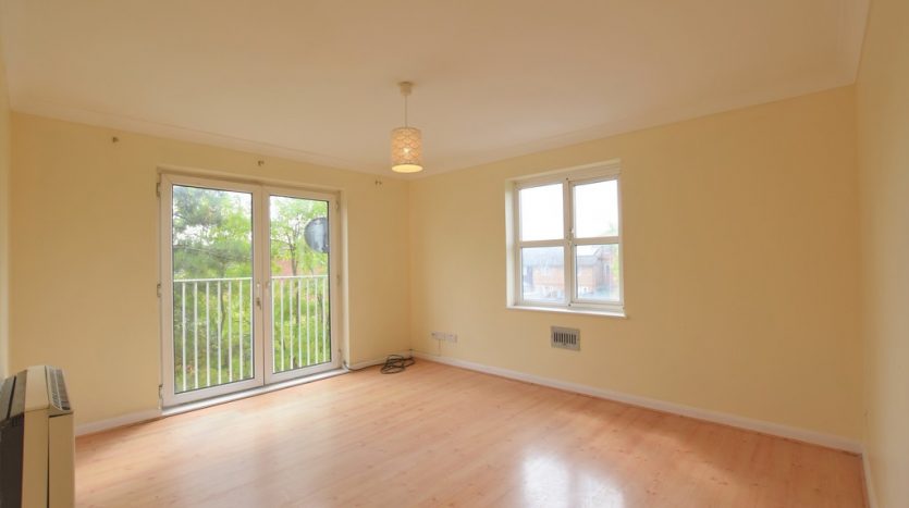 2 Bedroom  To Rent in Lavender Place, Ilford, IG1 